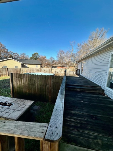 209 Davis, East Prairie, Missouri 63845, 2 Bedrooms Bedrooms, 7 Rooms Rooms,2 BathroomsBathrooms,Residential,For Sale,Davis,MAR25021785