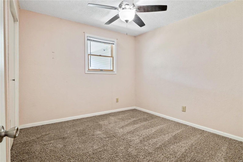2820 Vista Lane, Cape Girardeau, Missouri 63701, 2 Bedrooms Bedrooms, 6 Rooms Rooms,1 BathroomBathrooms,Residential,For Sale,Vista Lane,MAR25019696
