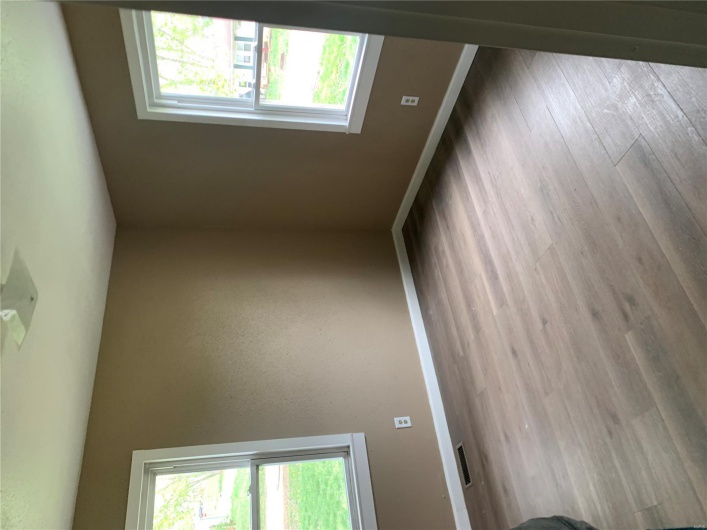 200 Easton Street, Bonne Terre, Missouri 63628, 3 Bedrooms Bedrooms, 5 Rooms Rooms,1 BathroomBathrooms,Residential,For Sale,Easton,MAR25021578