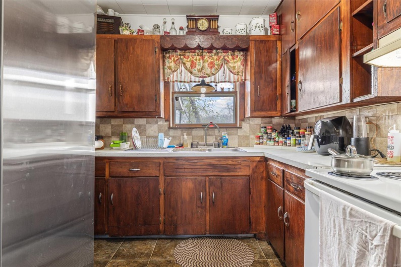 8 Donald Street, Park Hills, Missouri 63601, 3 Bedrooms Bedrooms, 8 Rooms Rooms,1 BathroomBathrooms,Residential,For Sale,Donald,MAR25019586