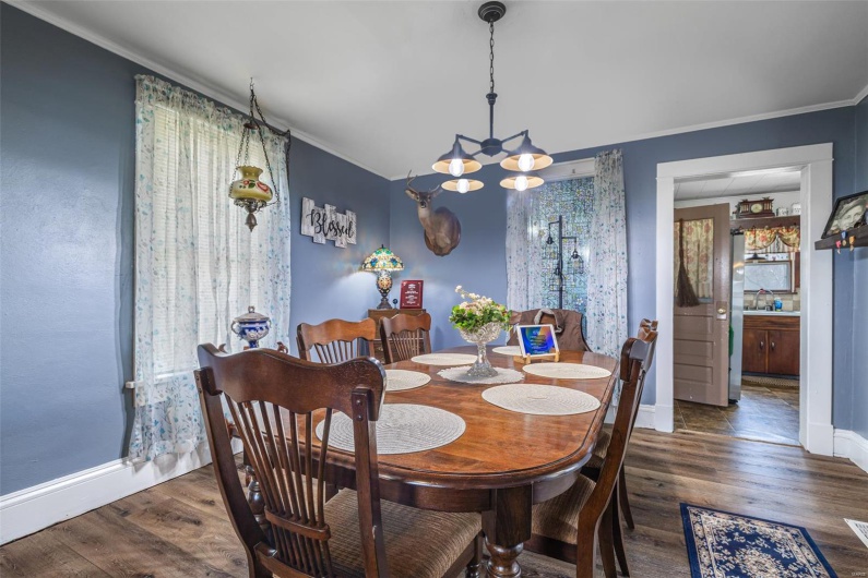 8 Donald Street, Park Hills, Missouri 63601, 3 Bedrooms Bedrooms, 8 Rooms Rooms,1 BathroomBathrooms,Residential,For Sale,Donald,MAR25019586
