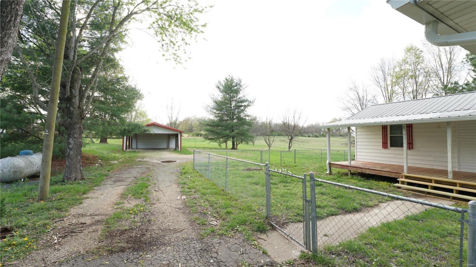 22717 State Highway 25, Bloomfield, Missouri 63825, 3 Bedrooms Bedrooms, 9 Rooms Rooms,2 BathroomsBathrooms,Residential,For Sale,State Highway 25,MAR25021929
