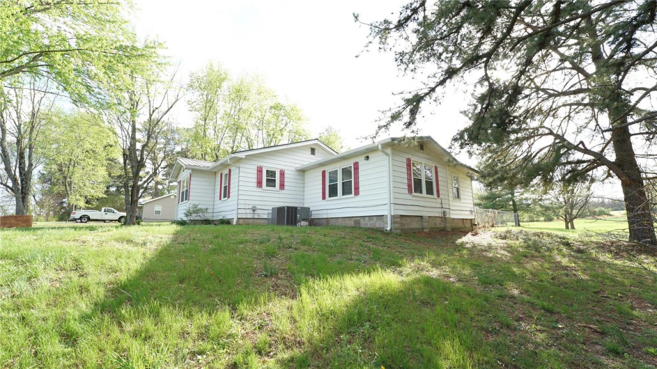 22717 State Highway 25, Bloomfield, Missouri 63825, 3 Bedrooms Bedrooms, 9 Rooms Rooms,2 BathroomsBathrooms,Residential,For Sale,State Highway 25,MAR25021929