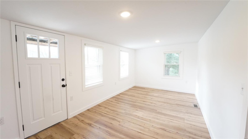 22717 State Highway 25, Bloomfield, Missouri 63825, 3 Bedrooms Bedrooms, 9 Rooms Rooms,2 BathroomsBathrooms,Residential,For Sale,State Highway 25,MAR25021929