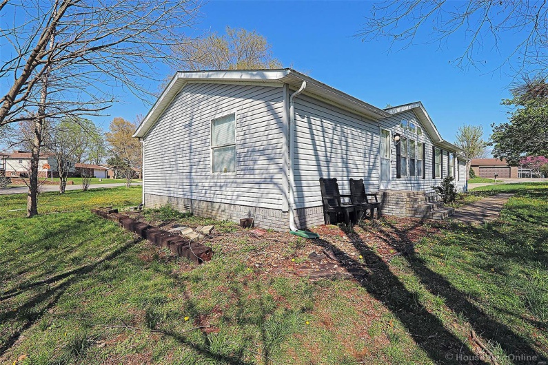 301 Kimberly Drive, Scott City, Missouri 63780, 3 Bedrooms Bedrooms, 6 Rooms Rooms,2 BathroomsBathrooms,Residential,For Sale,Kimberly,MAR25021779