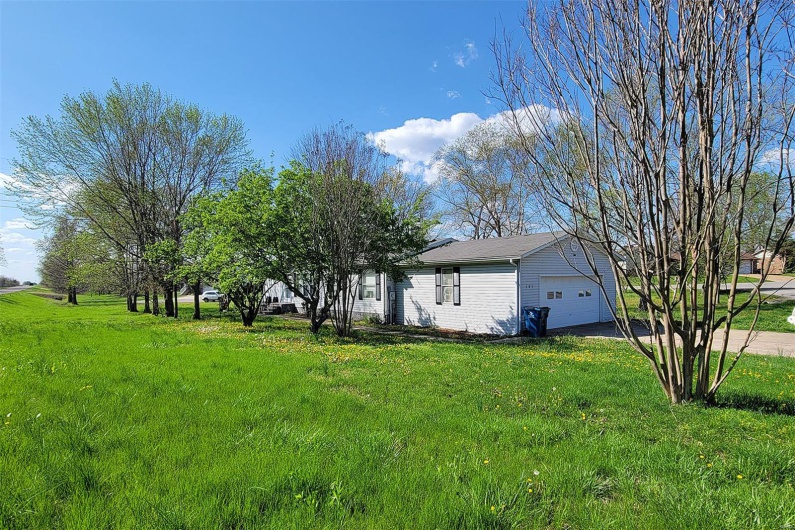 301 Kimberly Drive, Scott City, Missouri 63780, 3 Bedrooms Bedrooms, 6 Rooms Rooms,2 BathroomsBathrooms,Residential,For Sale,Kimberly,MAR25021779