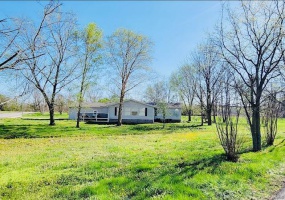 301 Kimberly Drive, Scott City, Missouri 63780, 3 Bedrooms Bedrooms, 6 Rooms Rooms,2 BathroomsBathrooms,Residential,For Sale,Kimberly,MAR25021779