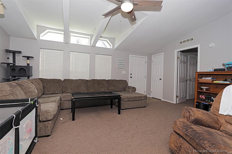 301 Kimberly Drive, Scott City, Missouri 63780, 3 Bedrooms Bedrooms, 6 Rooms Rooms,2 BathroomsBathrooms,Residential,For Sale,Kimberly,MAR25021779