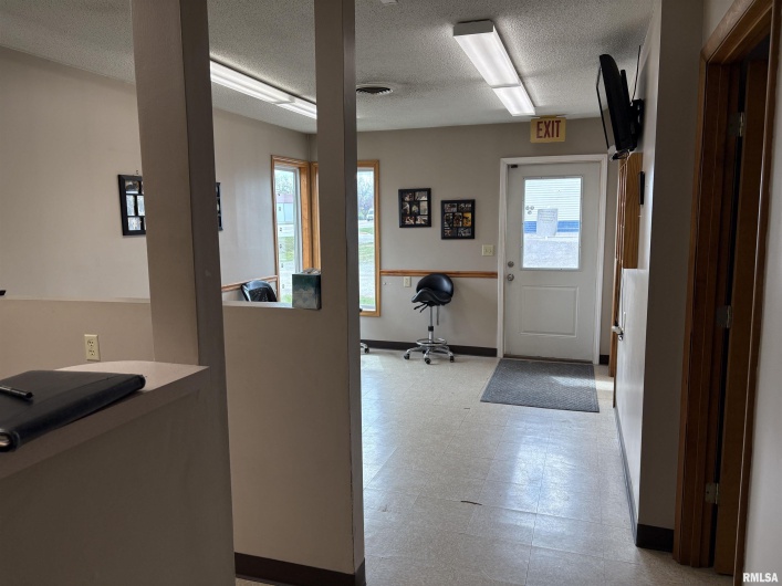 631 PERSHING Street, Energy, Illinois 62933, 0 , 0 ,0,Commercial Sale,For Sale,PERSHING,0,RMAEB457460
