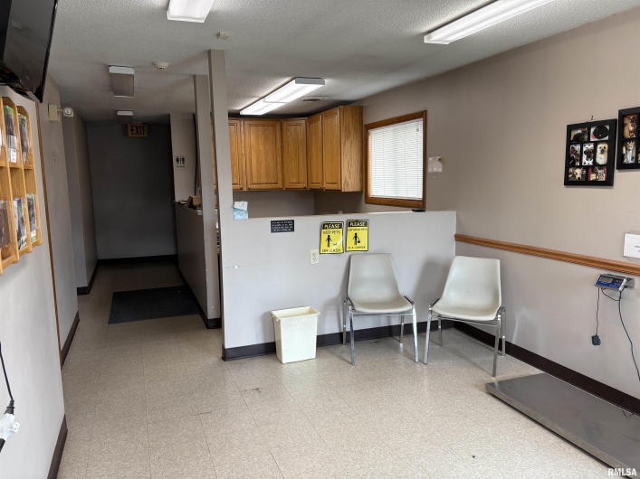 631 PERSHING Street, Energy, Illinois 62933, 0 , 0 ,0,Commercial Sale,For Sale,PERSHING,0,RMAEB457460
