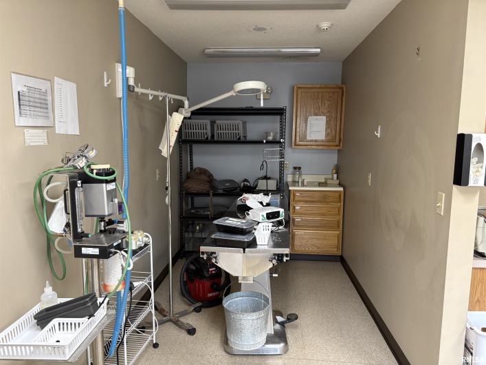 631 PERSHING Street, Energy, Illinois 62933, 0 , 0 ,0,Commercial Sale,For Sale,PERSHING,0,RMAEB457460