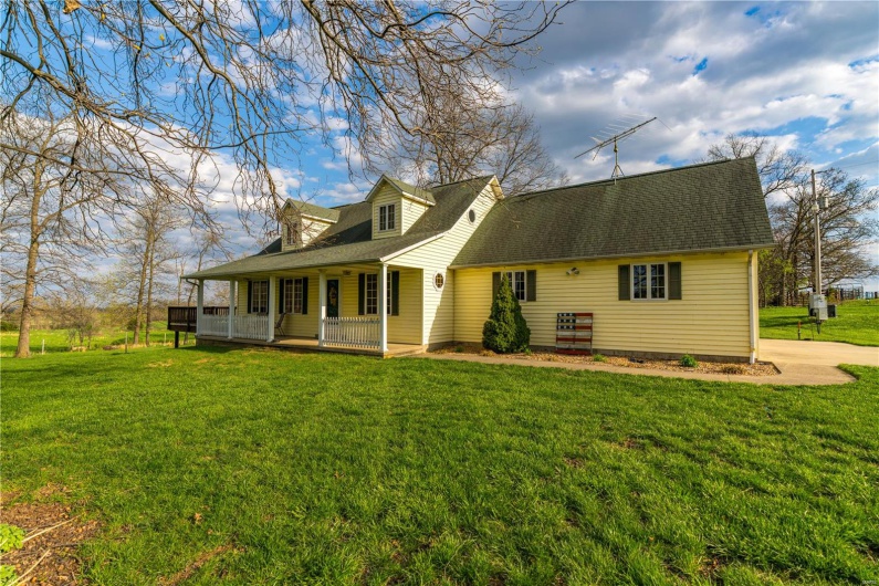 18320 State Highway KK, Sedgewickville, Missouri 63781, 4 Bedrooms Bedrooms, 10 Rooms Rooms,3 BathroomsBathrooms,Residential,For Sale,State Highway KK,MAR25021968