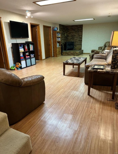 18273 Thomas Drive, Dexter, Missouri 63841, 3 Bedrooms Bedrooms, 8 Rooms Rooms,2 BathroomsBathrooms,Residential,For Sale,Thomas,MAR25021164