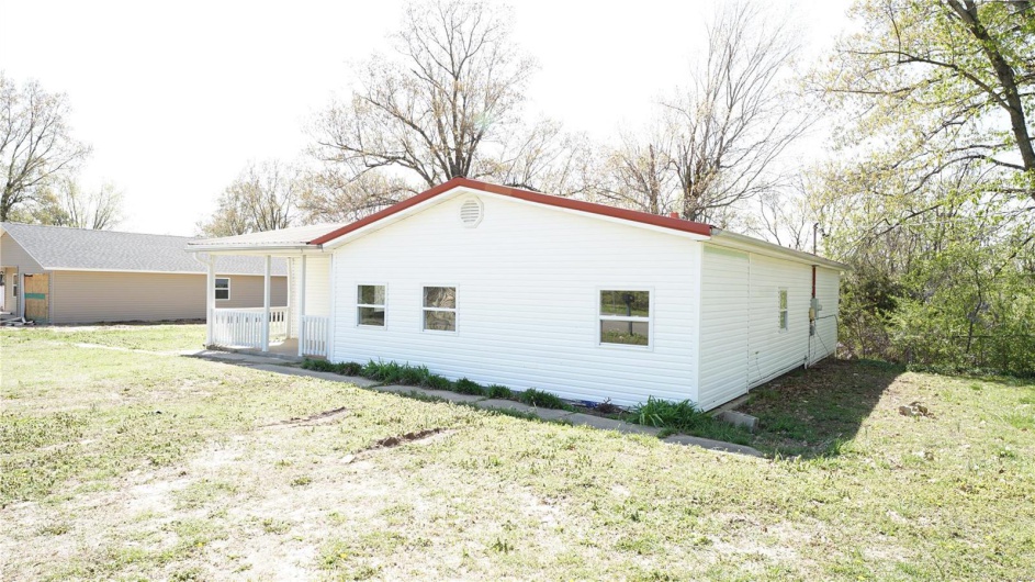917 Poplar St, Dexter, Missouri 63841, 3 Bedrooms Bedrooms, 7 Rooms Rooms,1 BathroomBathrooms,Residential,For Sale,Poplar St,MAR25022277