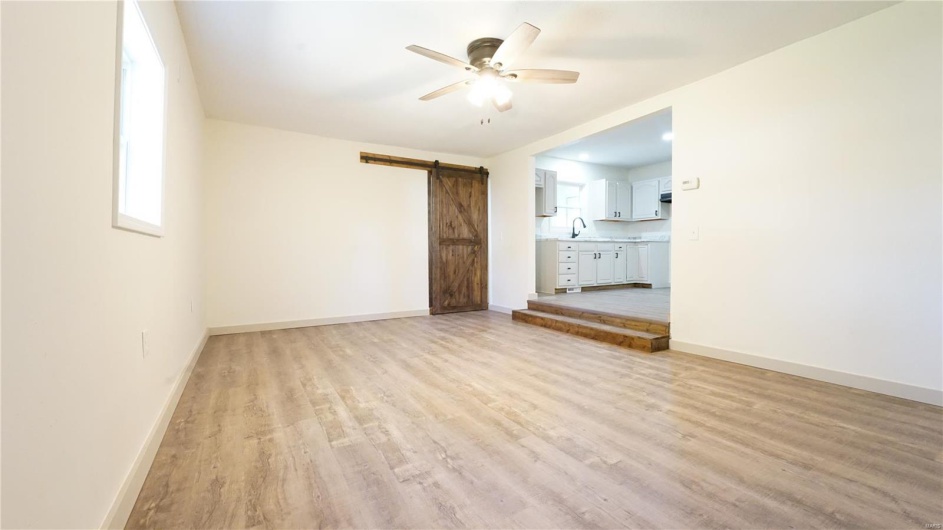 917 Poplar St, Dexter, Missouri 63841, 3 Bedrooms Bedrooms, 7 Rooms Rooms,1 BathroomBathrooms,Residential,For Sale,Poplar St,MAR25022277