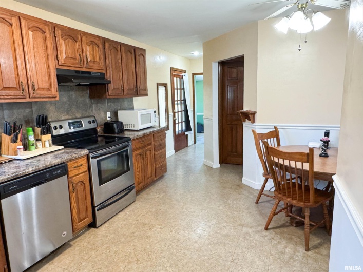 200 Williford Road, Jonesboro, Illinois 62952, 3 Bedrooms Bedrooms, 0 ,1 BathroomBathrooms,Residential,For Sale,Williford,0,RMAEB457470
