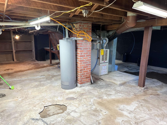 200 Williford Road, Jonesboro, Illinois 62952, 3 Bedrooms Bedrooms, 0 ,1 BathroomBathrooms,Residential,For Sale,Williford,0,RMAEB457470