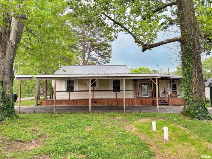 200 Williford Road, Jonesboro, Illinois 62952, 3 Bedrooms Bedrooms, 0 ,1 BathroomBathrooms,Residential,For Sale,Williford,0,RMAEB457470