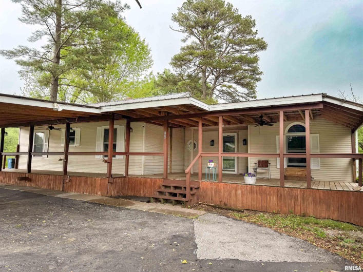 200 Williford Road, Jonesboro, Illinois 62952, 3 Bedrooms Bedrooms, 0 ,1 BathroomBathrooms,Residential,For Sale,Williford,0,RMAEB457470
