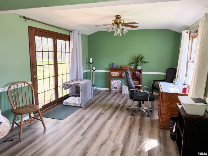 200 Williford Road, Jonesboro, Illinois 62952, 3 Bedrooms Bedrooms, 0 ,1 BathroomBathrooms,Residential,For Sale,Williford,0,RMAEB457470