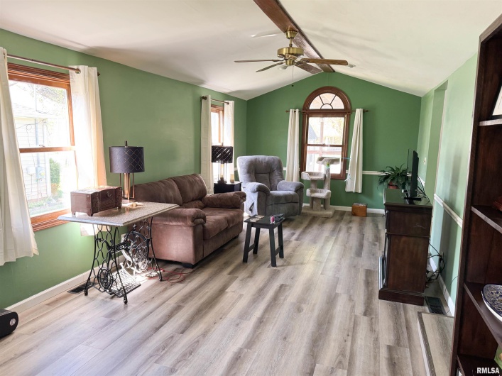 200 Williford Road, Jonesboro, Illinois 62952, 3 Bedrooms Bedrooms, 0 ,1 BathroomBathrooms,Residential,For Sale,Williford,0,RMAEB457470