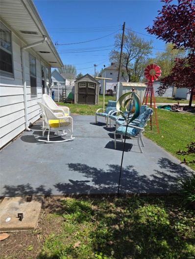 relax on back patio