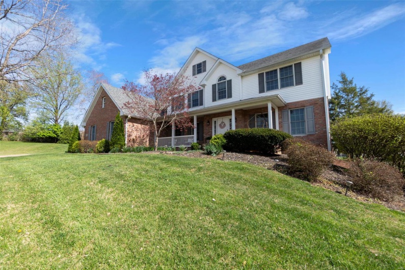 1719 Potomac Place, Cape Girardeau, Missouri 63701, 5 Bedrooms Bedrooms, 13 Rooms Rooms,3 BathroomsBathrooms,Residential,For Sale,Potomac,MAR25021170