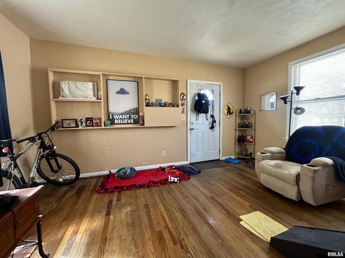 1004 MILL Street, Carbondale, Illinois 62901, 0 , 0 ,0,Residential Income,For Sale,MILL,0,RMAEB457124