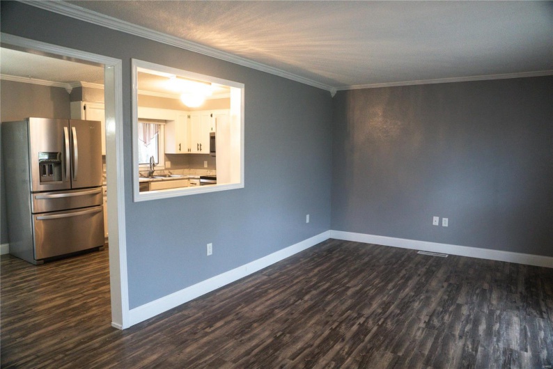 3304 State Highway Ff, Jackson, Missouri 63755, 3 Bedrooms Bedrooms, 6 Rooms Rooms,2 BathroomsBathrooms,Residential,For Sale,State Highway Ff,MAR25022409