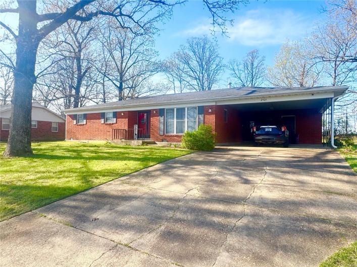 2101 Meadows Road, Poplar Bluff, Missouri 63901, 3 Bedrooms Bedrooms, 7 Rooms Rooms,2 BathroomsBathrooms,Residential,For Sale,Meadows,MAR25021342
