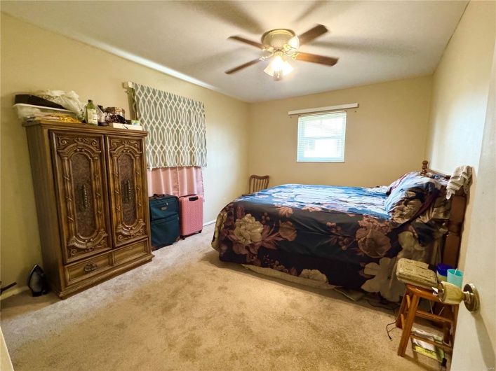 2101 Meadows Road, Poplar Bluff, Missouri 63901, 3 Bedrooms Bedrooms, 7 Rooms Rooms,2 BathroomsBathrooms,Residential,For Sale,Meadows,MAR25021342