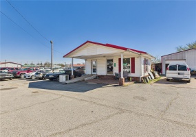 2892 Douglass, Malden, Missouri 63863, ,Commercial Sale,For Sale,Douglass,MAR25022586