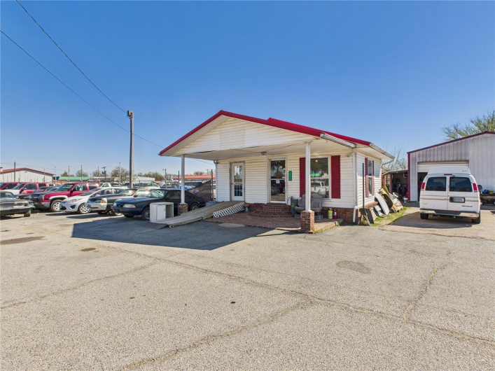 2892 Douglass, Malden, Missouri 63863, ,Commercial Sale,For Sale,Douglass,MAR25022586