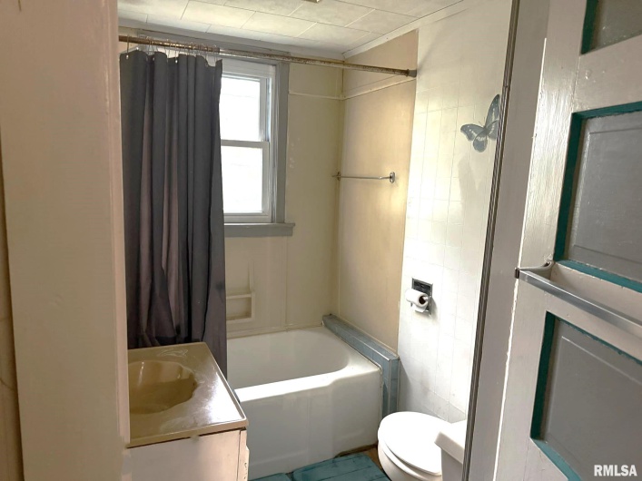 315 Furlong Street, Carrier Mills, Illinois 62917-1259, 2 Bedrooms Bedrooms, 0 ,1 BathroomBathrooms,Residential,For Sale,Furlong,0,RMAEB457487