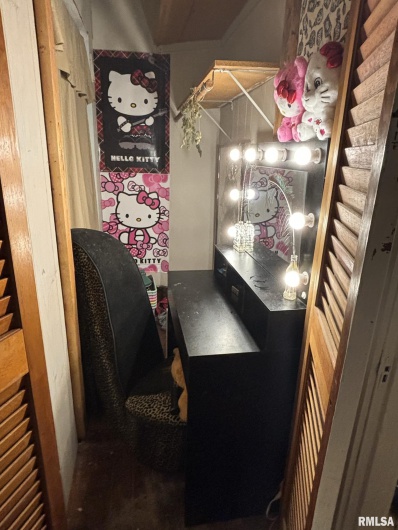 315 Furlong Street, Carrier Mills, Illinois 62917-1259, 2 Bedrooms Bedrooms, 0 ,1 BathroomBathrooms,Residential,For Sale,Furlong,0,RMAEB457487