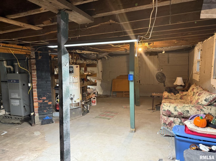 315 Furlong Street, Carrier Mills, Illinois 62917-1259, 2 Bedrooms Bedrooms, 0 ,1 BathroomBathrooms,Residential,For Sale,Furlong,0,RMAEB457487