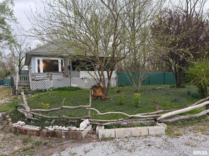 315 Furlong Street, Carrier Mills, Illinois 62917-1259, 2 Bedrooms Bedrooms, 0 ,1 BathroomBathrooms,Residential,For Sale,Furlong,0,RMAEB457487
