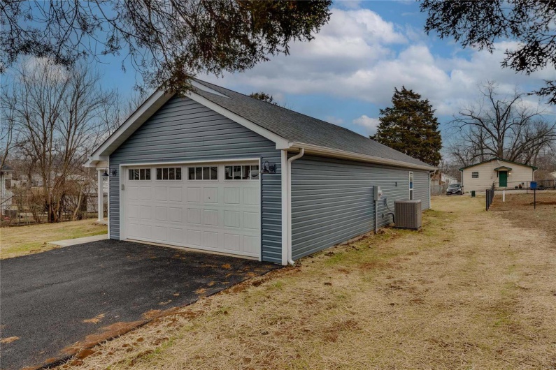 506 Cantwell Lane, Desloge, Missouri 63601, 3 Bedrooms Bedrooms, 7 Rooms Rooms,2 BathroomsBathrooms,Residential,For Sale,Cantwell,MAR25004663
