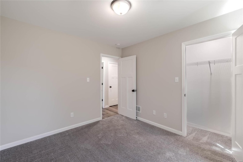 506 Cantwell Lane, Desloge, Missouri 63601, 3 Bedrooms Bedrooms, 7 Rooms Rooms,2 BathroomsBathrooms,Residential,For Sale,Cantwell,MAR25004663