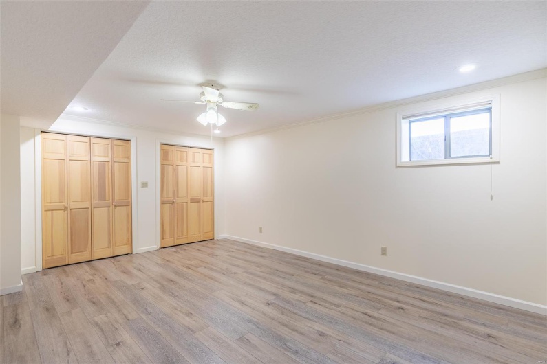 14114 Christy Lane, Poplar Bluff, Missouri 63901, 6 Bedrooms Bedrooms, 15 Rooms Rooms,4 BathroomsBathrooms,Residential,For Sale,Christy,MAR25021409