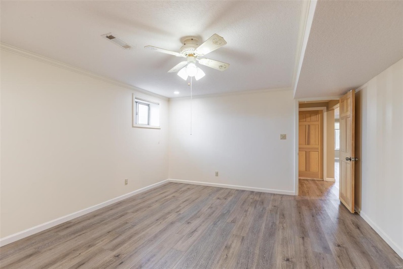 14114 Christy Lane, Poplar Bluff, Missouri 63901, 6 Bedrooms Bedrooms, 15 Rooms Rooms,4 BathroomsBathrooms,Residential,For Sale,Christy,MAR25021409