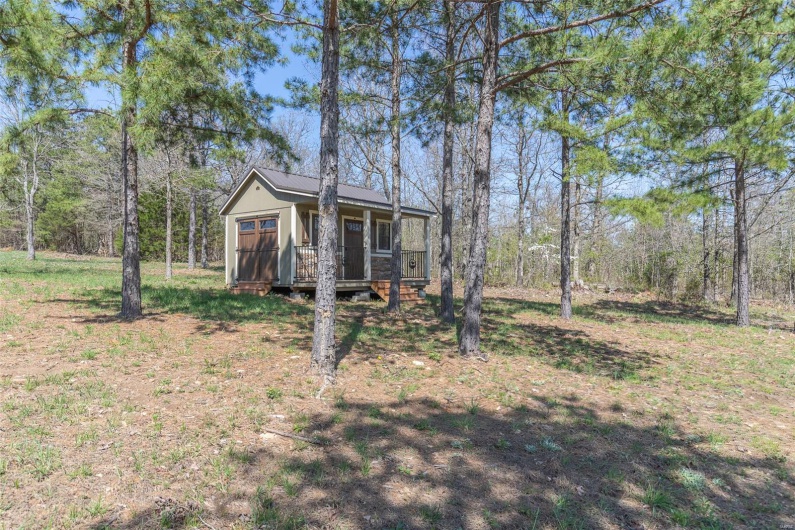 14114 Christy Lane, Poplar Bluff, Missouri 63901, 6 Bedrooms Bedrooms, 15 Rooms Rooms,4 BathroomsBathrooms,Residential,For Sale,Christy,MAR25021409
