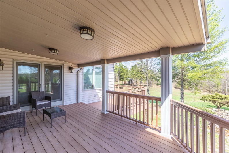 14114 Christy Lane, Poplar Bluff, Missouri 63901, 6 Bedrooms Bedrooms, 15 Rooms Rooms,4 BathroomsBathrooms,Residential,For Sale,Christy,MAR25021409