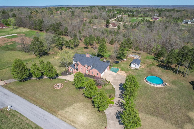 14114 Christy Lane, Poplar Bluff, Missouri 63901, 6 Bedrooms Bedrooms, 15 Rooms Rooms,4 BathroomsBathrooms,Residential,For Sale,Christy,MAR25021409