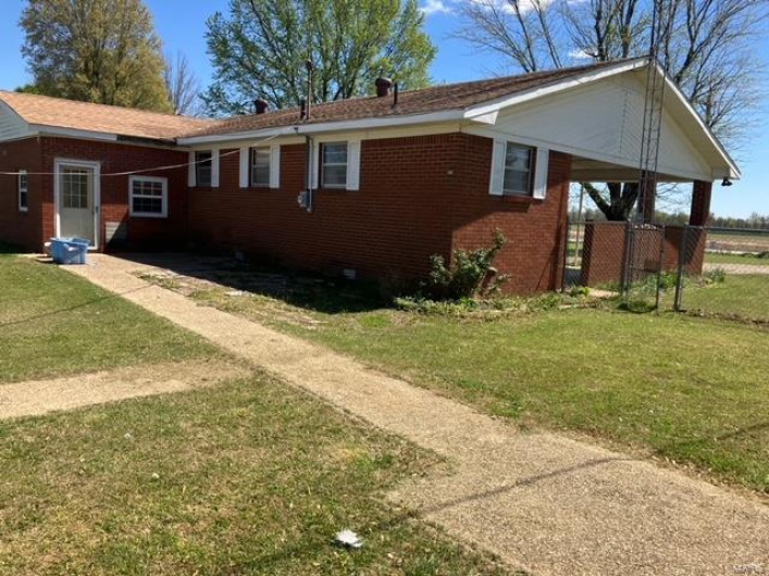 16753 Highway J, Campbell, Missouri 63933, 3 Bedrooms Bedrooms, 6 Rooms Rooms,2 BathroomsBathrooms,Residential,For Sale,Highway J,MAR24020577