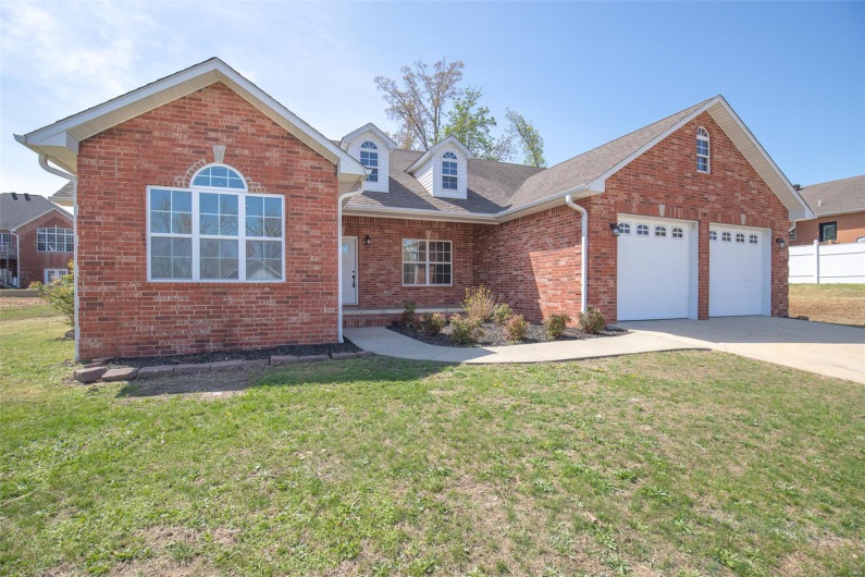 2940 Karmen Lane, Poplar Bluff, Missouri 63901, 3 Bedrooms Bedrooms, 7 Rooms Rooms,2 BathroomsBathrooms,Residential,For Sale,Karmen,MAR25021408
