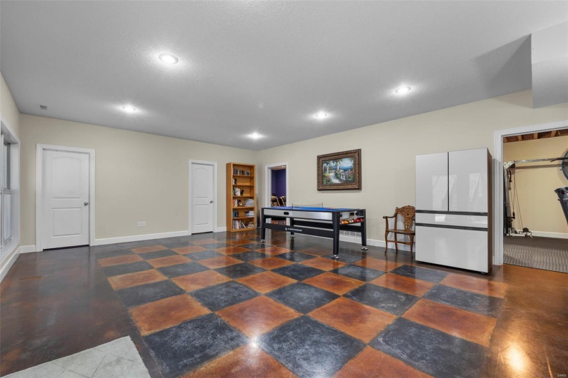 Lower Level Family/Rec Room Open to Kitchen Bar