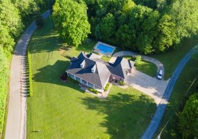 149 Windy Point Avenue, Cape Girardeau, Missouri 63701, 5 Bedrooms Bedrooms, 9 Rooms Rooms,4 BathroomsBathrooms,Residential,For Sale,Windy Point,MAR25009784