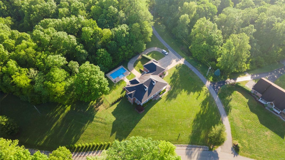 149 Windy Point Avenue, Cape Girardeau, Missouri 63701, 5 Bedrooms Bedrooms, 9 Rooms Rooms,4 BathroomsBathrooms,Residential,For Sale,Windy Point,MAR25009784