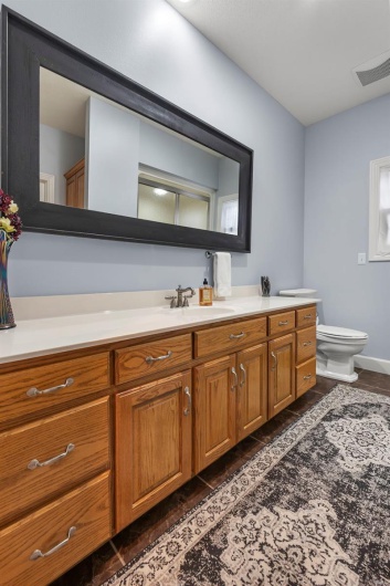 Main Level Full Guest Bath Adjacent to Guest Bedroom